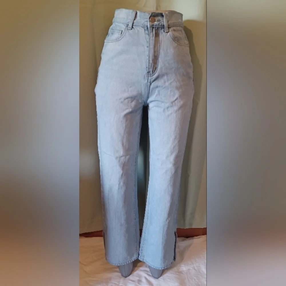 Aoioi Straight High Waist Light Blue Jeans - Picture 3 of 8